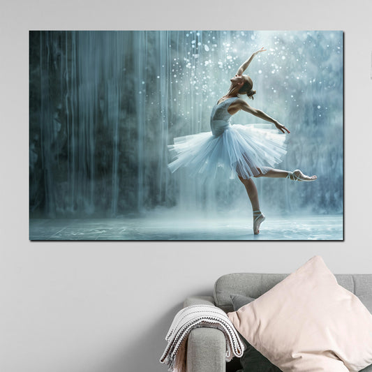 Quadro astratto ballerina in bianco davanti alla cascata